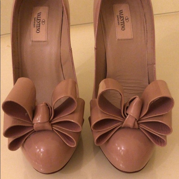 Valentino GARAVANI "BOW" Pumps - Picture 2 of 4